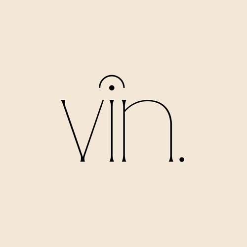 Chic logo with the title 'Minimal logo for chic handbags'