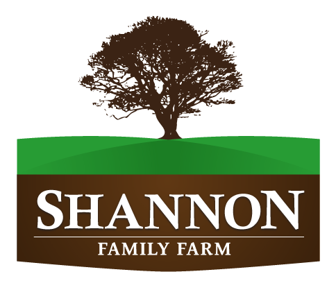 Family farm logo with the title 'Professional Look for a Family Farm Logo'