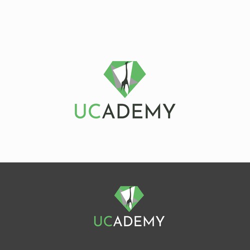 Giraffe logo with the title 'Consultoría educativa'