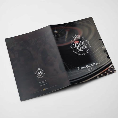 Style guide design with the title 'Quick and easy brand guide for entertainer'