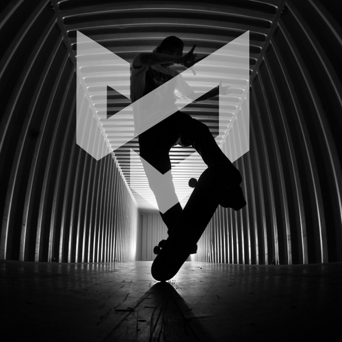 Skateboard design with the title 'Skatestore'