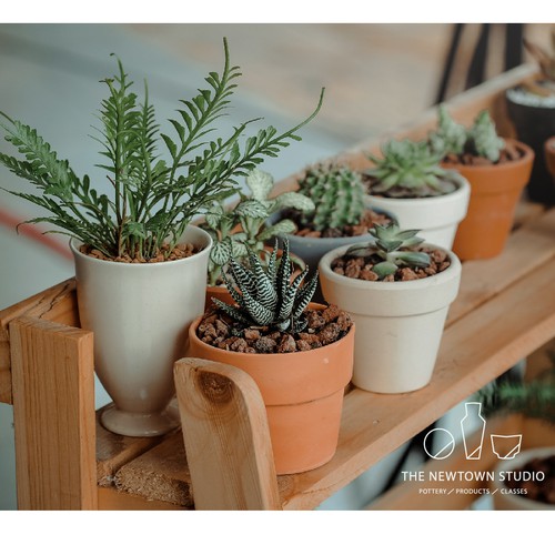 Pottery logo with the title 'Logodesign - Pottery / Studio'