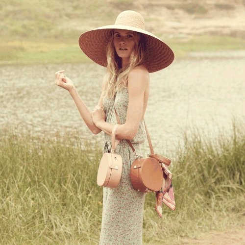 GIF design with the title 'Painterly gif animation'