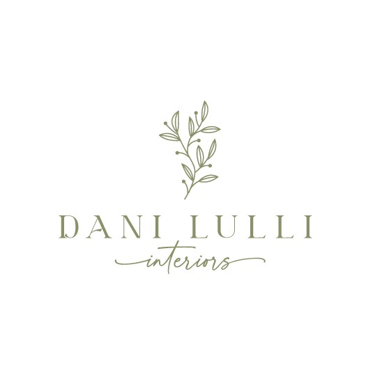 Discover logo with the title 'Dani Lulli'