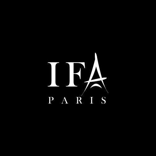 Paris logo with the title 'Logo for a fashion brand'