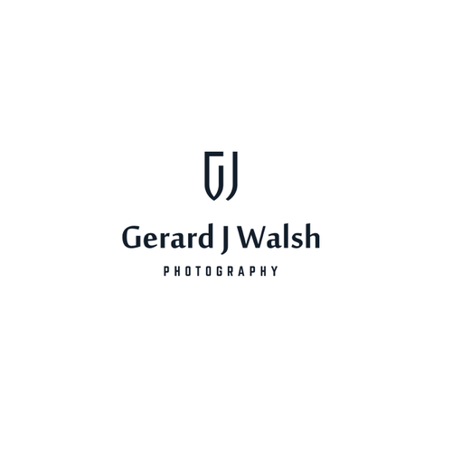Creative brand with the title 'Minimalist geometric logo for photographer'