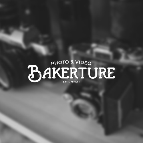 Camera logo with the title 'Bakerture'