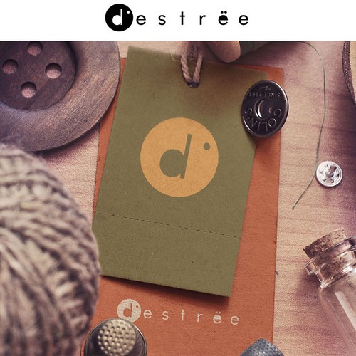 Tag design with the title 'Fashion luxury brand'