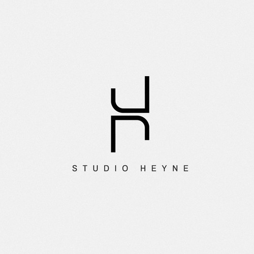 Abstract rose logo with the title 'Studio Heyne'