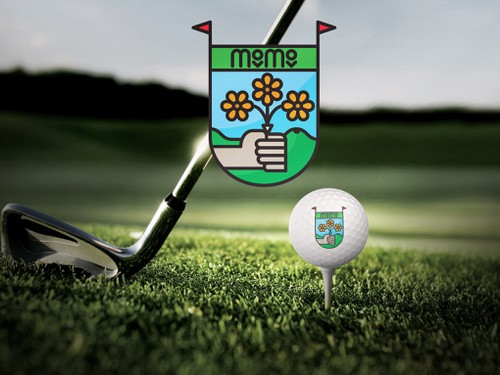 Ball logo with the title 'Momo golf'
