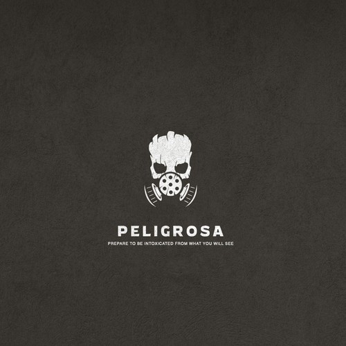 Movie logo with the title 'Peligrosa'