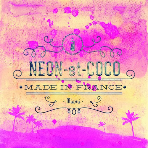 Chrome design with the title 'Neon et Coco Scented Candle Light'