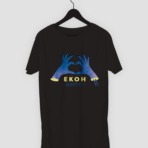 Love t-shirt with the title '❤'