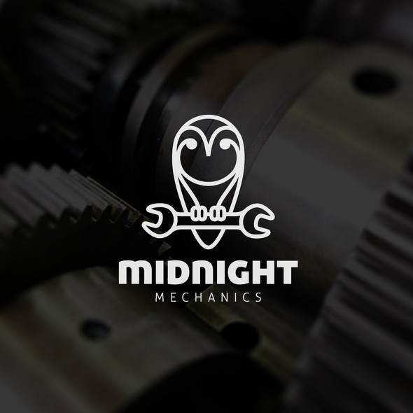 带有“Midnight Mechanics的创意logo”的机制标志