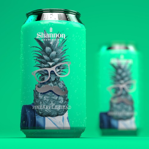 Branding label with the title 'PINEAPPLE HEAD IPA'
