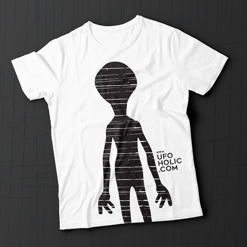 Alien t-shirt with the title 'UFOholic'