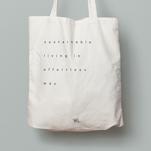 Eco-friendly packaging with the title 'minimal tote bag  🌱'