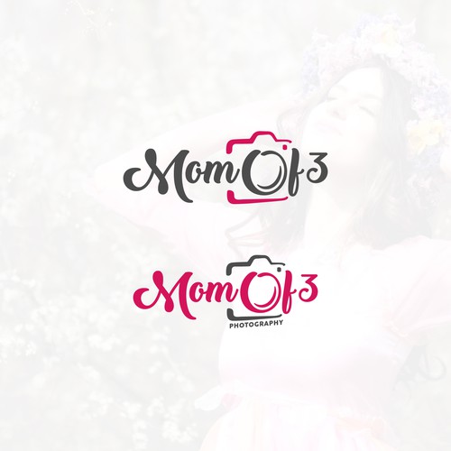 Lens logo with the title 'Mom of 3 Photography Logo Design'