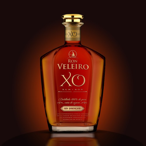 Gold label with the title 'Luxury Rum XO'