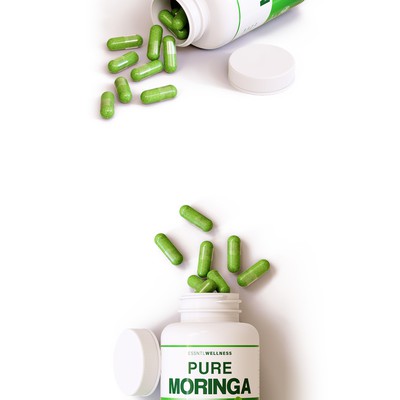 3D rendering for 200cc bottle of Moringa supplement