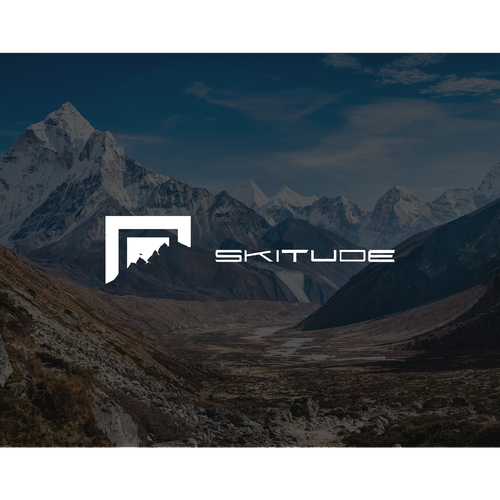 Snowboard logo with the title 'Skitude'