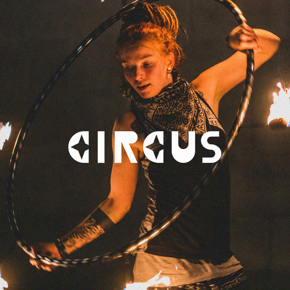 Super star logo with the title 'CIRCUS'