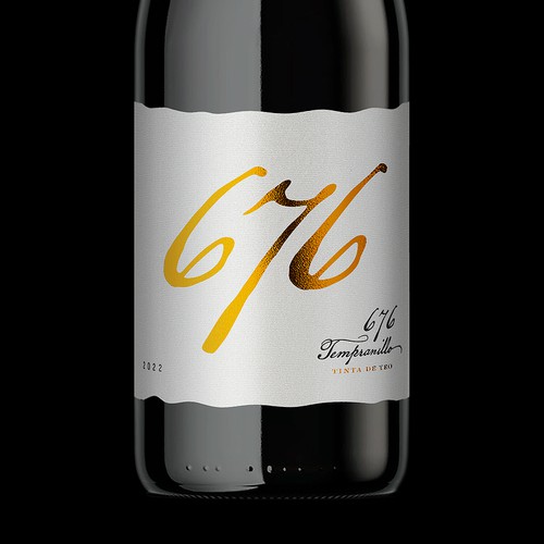 Creative label with the title '676 Tempranillo wine'