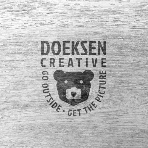 Picture design with the title 'Bear camera logo'