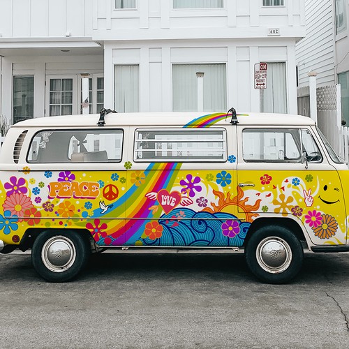 Rainbow design with the title 'Hippie Bus'