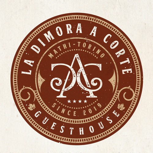 Traveler logo with the title 'LA DIMORA A CORTE'