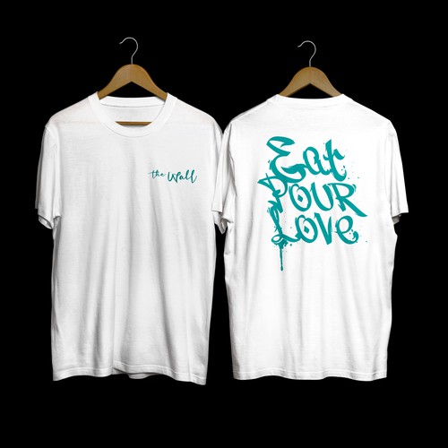 Restaurant t-shirt with the title 'EATPOURLOVE'