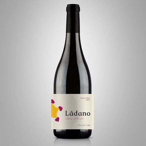 Wine bottle design with the title 'LÁDANO - Wine Label'