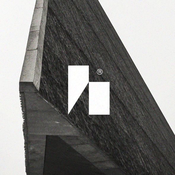 Icon logo with the title 'HortonHunt'