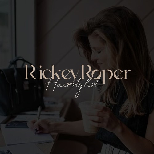 Stylist logo with the title 'Hairstylist'