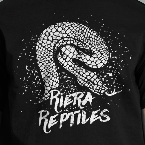 Grunge t-shirt with the title 'Reptiles T-shirt Design'