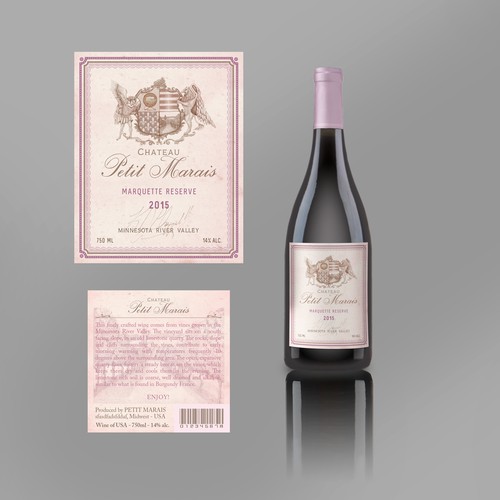 Pink label with the title 'Antica etichetta per un nuovo vino'