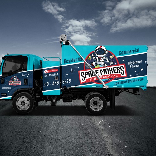 Fun and Catchy Junk Removal Service Truck Wrap - Space Theme Design por Duha™