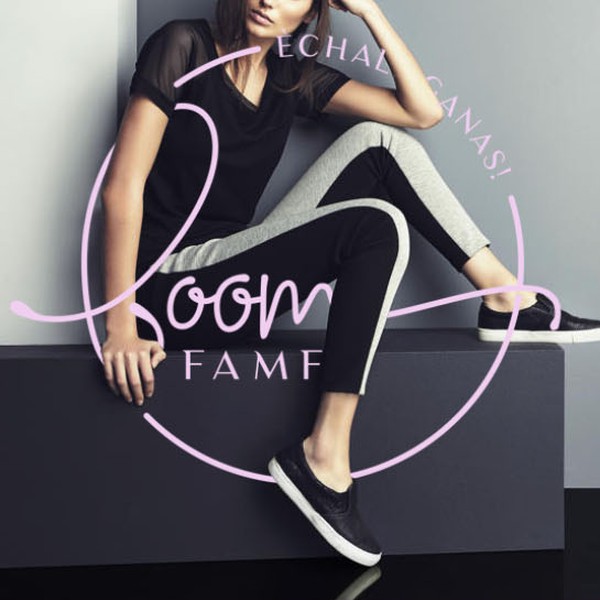 Diseño de X 10 titulado "boom"