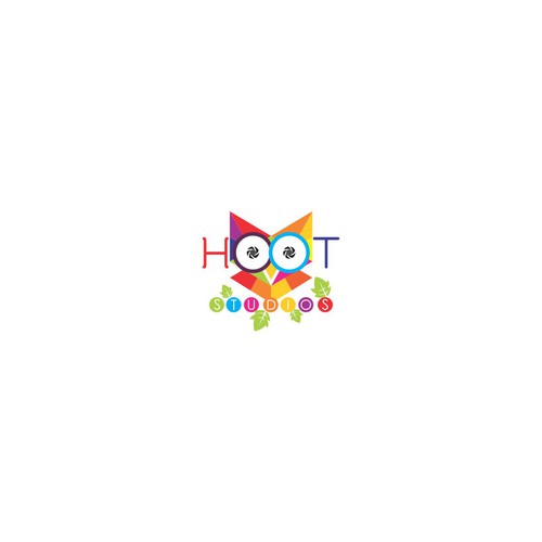 Drone company seeking colorful friendly Owl logo Diseño de Sigiro ✅
