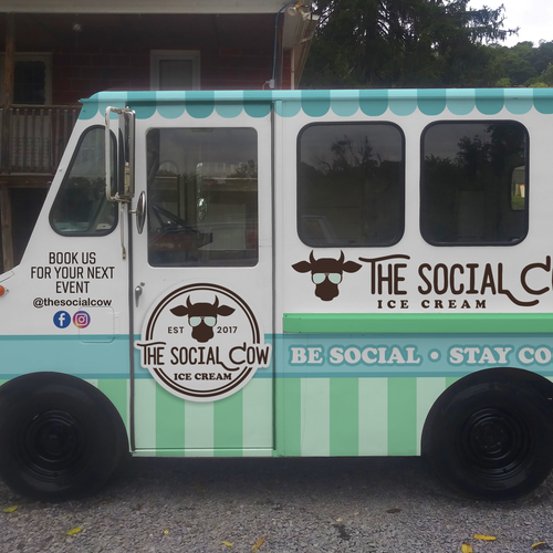 Vintage Ice Cream Truck Wrap Design by kikodesigns