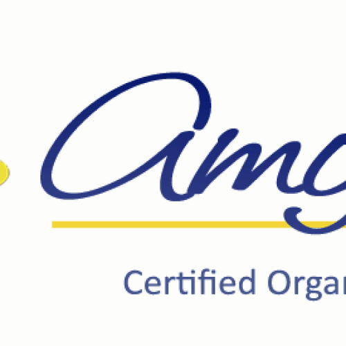Logo for Organic Beauty Company Design by snapdragon