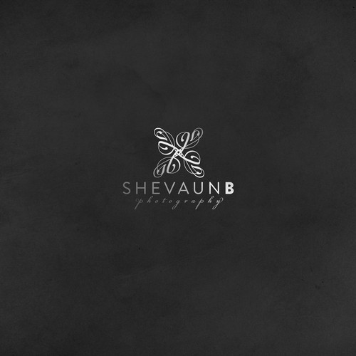 Shevaun B Photography needs an elegant logo solution. Diseño de BZsim