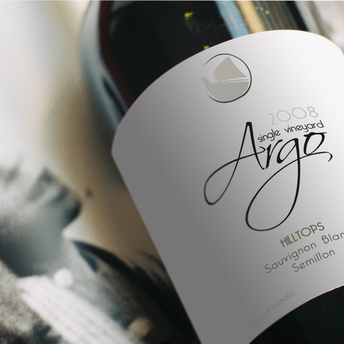 Sophisticated new wine label for premium brand デザイン by mihaidorcu