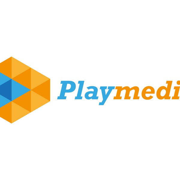 Design by webarma titled "Diseño Logo Playmedia"