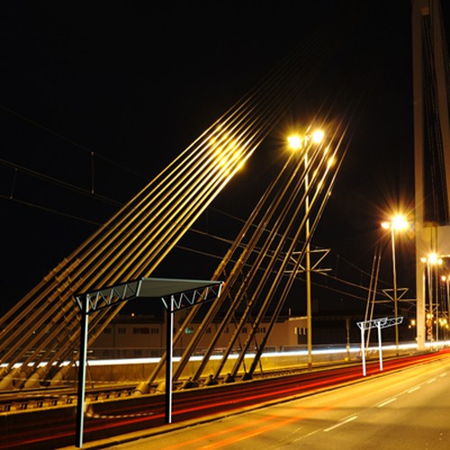 Illustrate solar carport on bridge Réalisé par zakazky