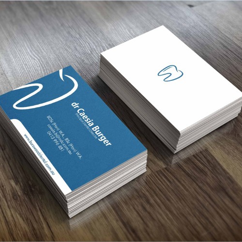 grintdeverauxさんのcreate professional cards for our dental businessデザイン