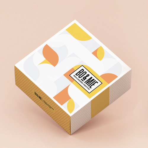 Design a box for the #1 fast growing french bakery company ! Design by Smdiscover
