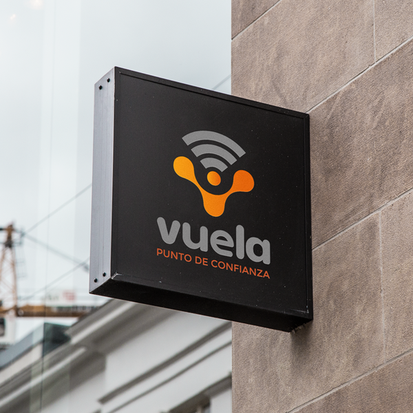 Design by jane_0808 titled "VUELA"