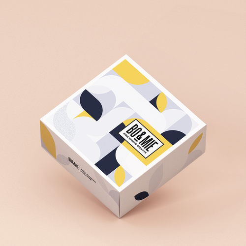 Design a box for the #1 fast growing french bakery company ! Design by Smdiscover
