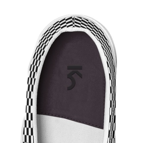 Create a logo for luxury shoe brand Design by logoziner